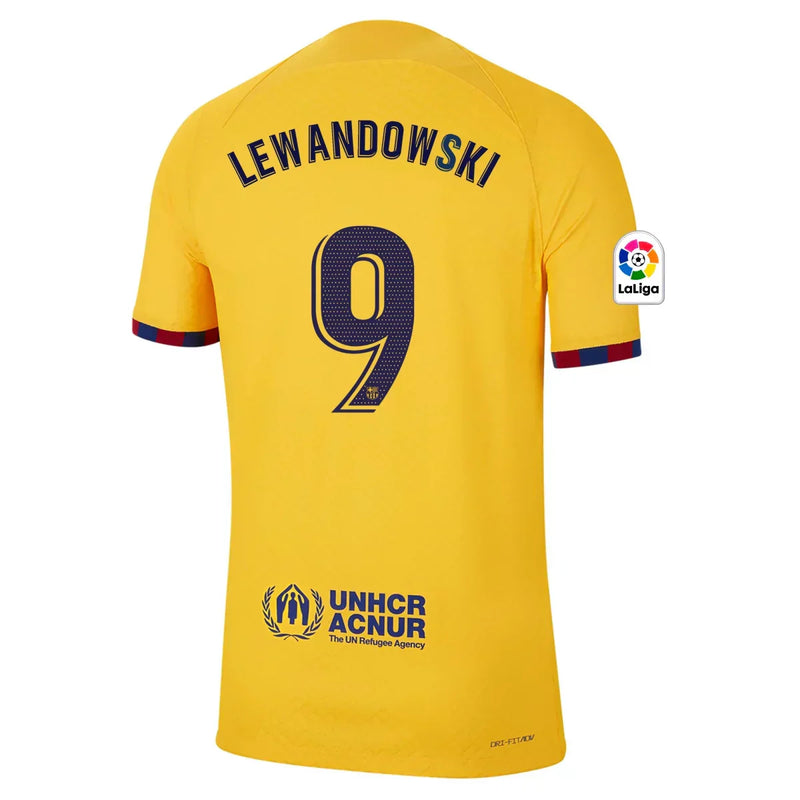 Camiseta Robert Lewandowski Barcelona 22/23 Versión del Jugador Senyera IV (Fourth) - Hombre - Nike